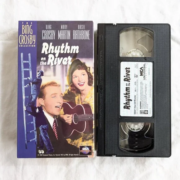 3/$15 Rhythm on the River (1940) VHS tape Bing Crosby Mary Martin - Picture 6 of 6